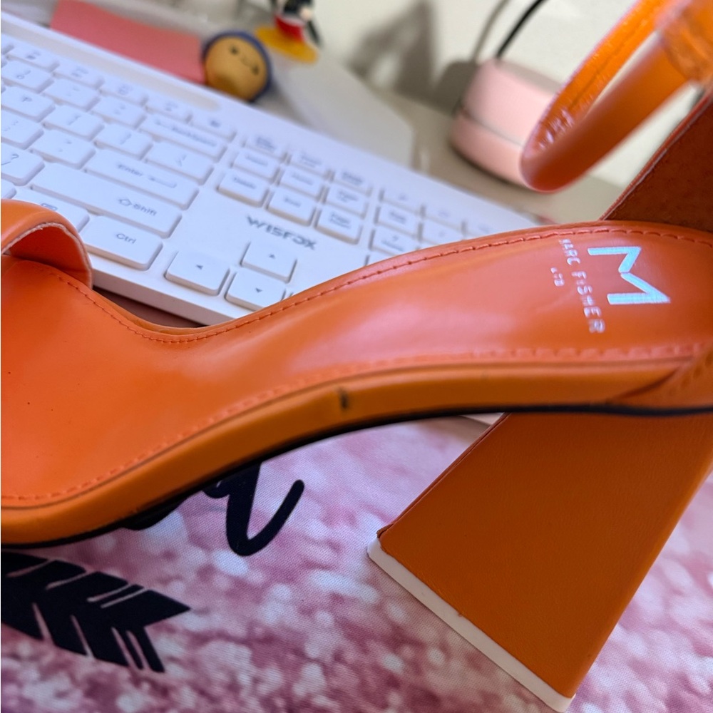 Marc Fisher Women's Orange Heeled Sandals size 7 - Picture 6 of 8